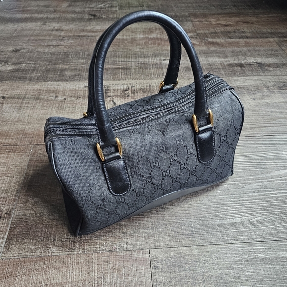 GUCCI - handbag - Picture 1 of 15